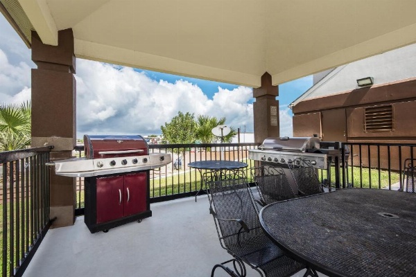 Candlewood Suites Galveston image 12