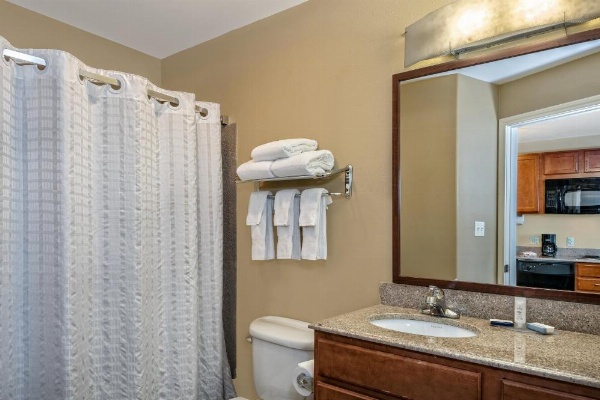 Candlewood Suites Galveston image 19