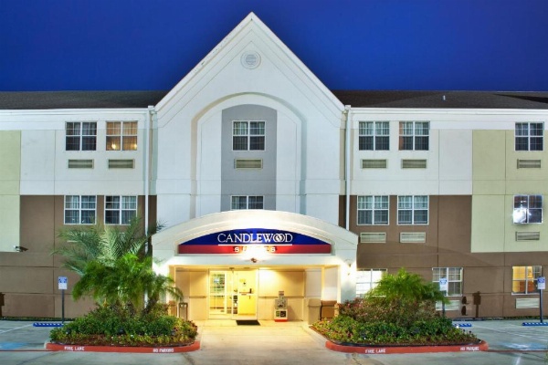 Candlewood Suites Galveston image 27
