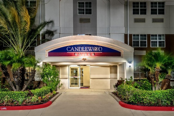 Candlewood Suites Galveston image 4